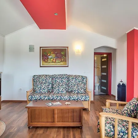 Дом отдыха Torine *